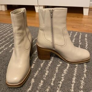 Seychelles boots, bone color, Size 6. Perfect condition, only worn once.